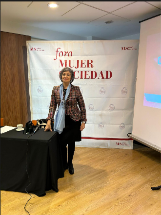 conocimiento e innovación en el Foro Mujer y Sociedad3